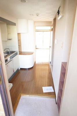 【玄関】 | ヒルズ・オキマンション | こちらは玄関からの写真です！※イメージ画像