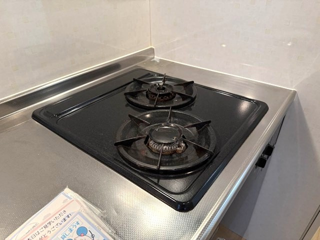 【キッチン】 | レスペランス | 2口ガスコンロのシステムキッチンです☆2口コンロは複数の調理を同時にできるので時短にもGOOD☆