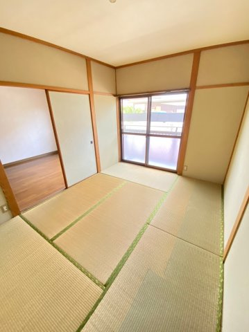 きはらハイツⅡの和室|ゆったりとくつろげる和室です