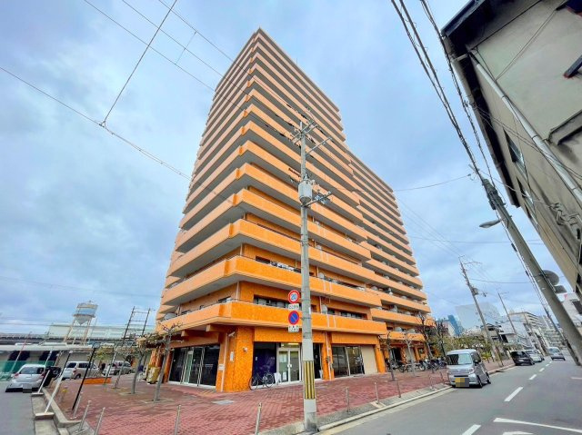 ライオンズマンション新大阪第6の外観