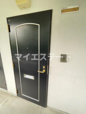 【玄関】 | メリーマンション