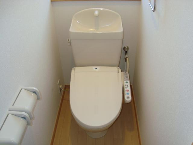 シャワー付トイレ