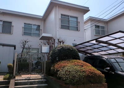 【外観】 | テラスハウスＡ松が谷 | マンションの外観は非常に重要なポイントです！外観の善し悪しは資産価値に大きな影響を与えます。外観のいいマンションを購入することで、高値で売却がしやすく、買い手が見つかりやすいというメリットがあります。