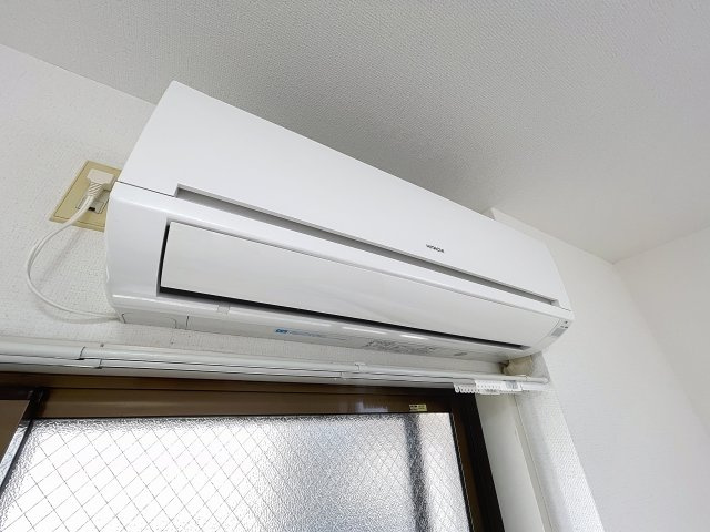 エアコン　※同建物ほかのお部屋の写真です。