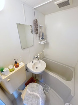 ※同建物ほかのお部屋の写真です。