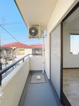 ※同建物ほかのお部屋の写真です。