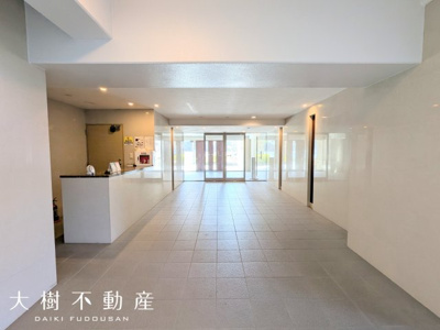 【エントランス】 | 眺望良好！ローレルコートかしわ台　8階 | ロビーも高級感がございます