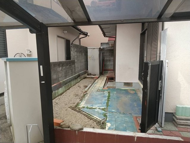 INSIDE　1の庭