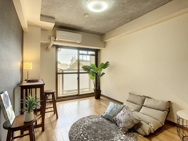 ジュネス医大東