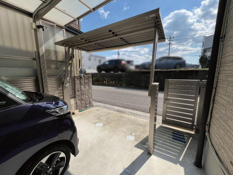 高知市若松町　中古戸建ての駐車場