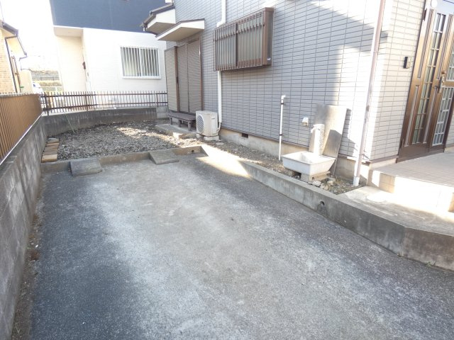 【駐車場】