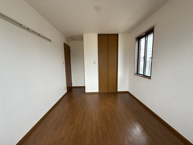 ロイヤルグレース花田Aの子供部屋