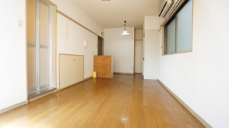 【居間・リビング】 | こぼり第２ビル