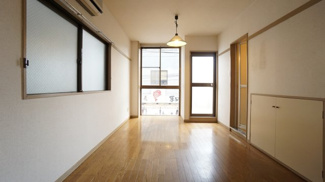 【居間・リビング】 | こぼり第２ビル