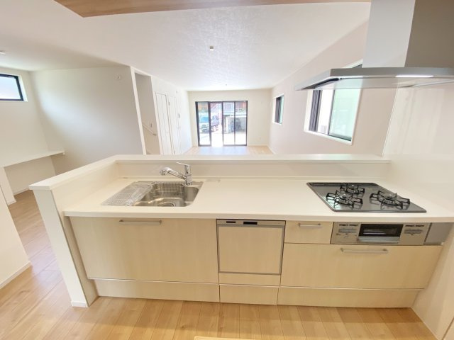 『八王子市新築戸建て』八王子市東浅川町523-5【仲介手数料無料】　５期のキッチン|～仲介手数料無料☆八王子ひなた不動産～　八王子市東浅川町　新築戸建て