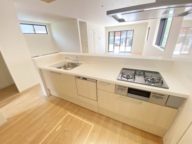 『八王子市新築戸建て』八王子市東浅川町523-5【仲介手数料無料】　５期のキッチン|～仲介手数料無料☆八王子ひなた不動産～　八王子市東浅川町　新築戸建て