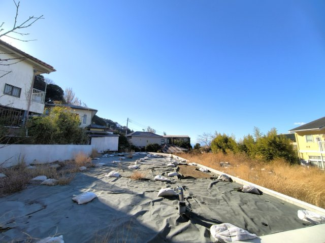 海まで8分！自然に囲まれた80坪超の海見え土地の外観