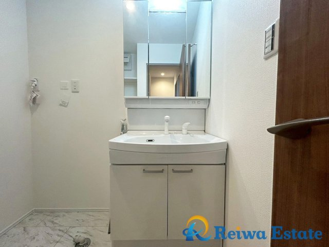 新築戸建　藤沢市辻堂東海岸1丁目の独立洗面台