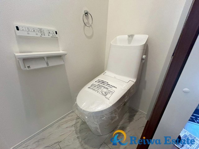 新築戸建　藤沢市辻堂東海岸1丁目のトイレ