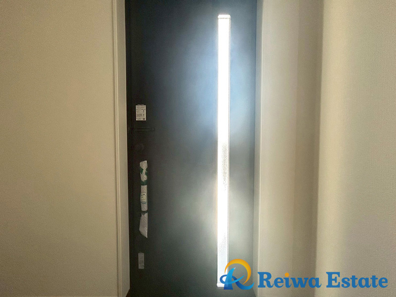 新築戸建　藤沢市辻堂東海岸1丁目の玄関