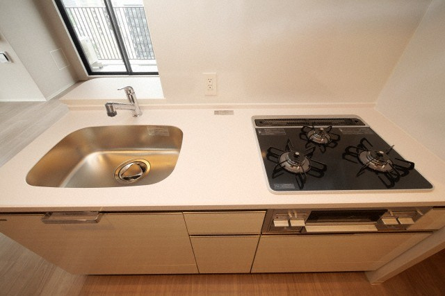 Dimora靭公園のキッチン