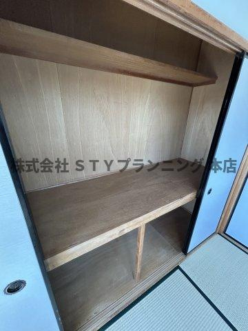 仲介手数料０円！ミラ川名の収納