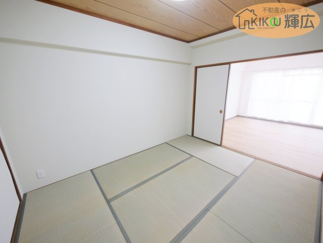 【寝室】 | 藤和東加古川ハイタウンＢ棟　1階