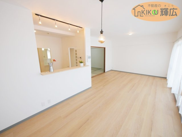 【居間・リビング】 | 藤和東加古川ハイタウンＢ棟　1階