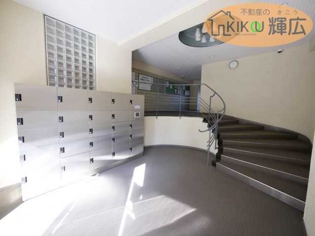 【エントランス】 | 藤和東加古川ハイタウンＢ棟　1階