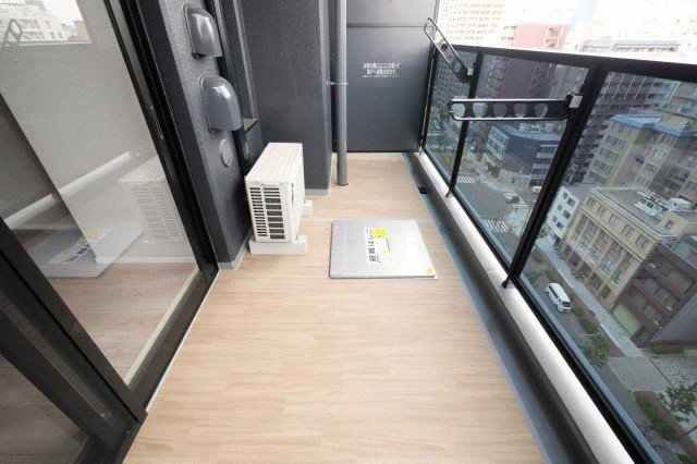 RJRプレシア南堀江のバルコニー