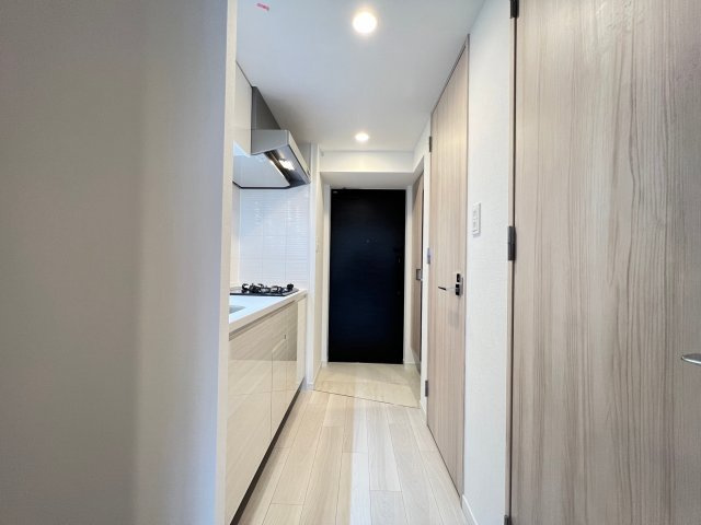 S-RESIDENCE難波大国町Tresの玄関