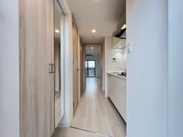 S-RESIDENCE難波大国町Tresの玄関