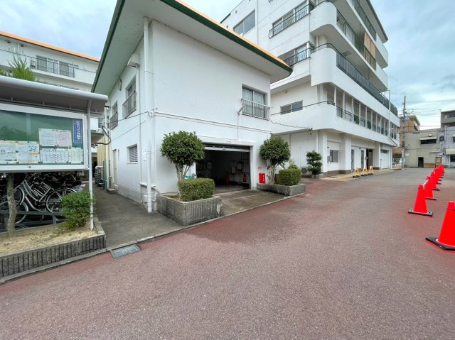 ◆ペット可◆室内リフォーム済◆近鉄新田辺駅徒歩３分◆３階南向き３ＬＤＫ◆エクセルハイツ新田辺１号棟のその他共用部分|集会所