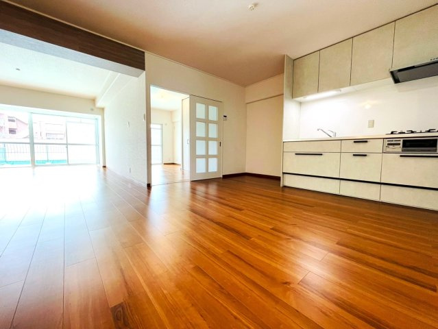 ◆ペット可◆室内リフォーム済◆近鉄新田辺駅徒歩３分◆３階南向き３ＬＤＫ◆エクセルハイツ新田辺１号棟のキッチン|キッチン