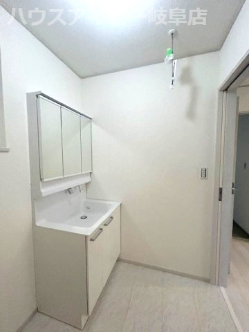 【独立洗面台】の画像