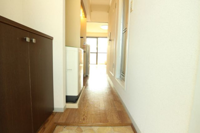 【玄関】 | プリシェール中津