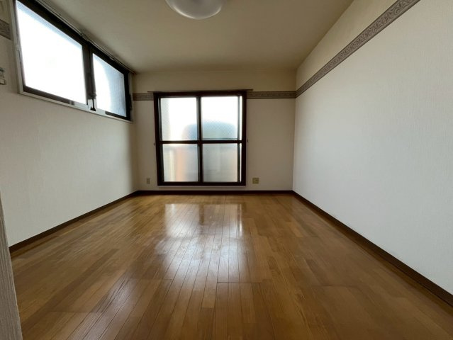 サンパレス山崎の寝室