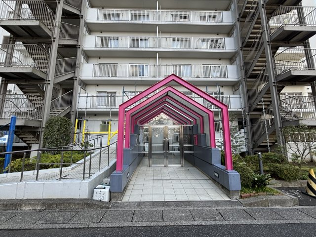 パークフィールドみさと4街区2号館の画像