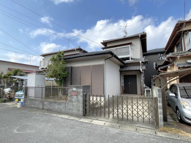 南上宿貸戸建の駐車場