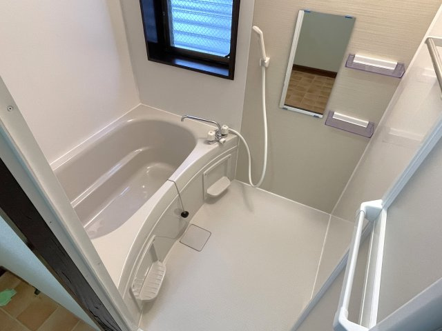 南上宿貸戸建の浴室