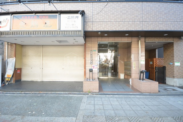 桜川ゼンシンBLDのエントランス