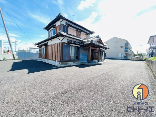 室岡店舗戸建の外観