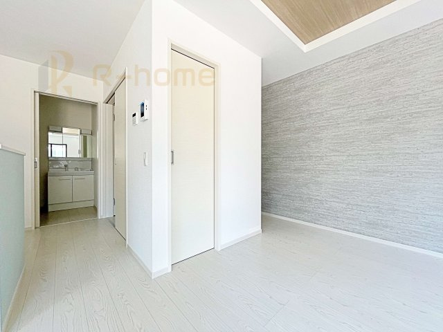 我孫子市泉7期　新築戸建て　1号棟の収納|リビングがスッキリ片付くファミリークローゼット！
共有スペースの収納はあると便利です！