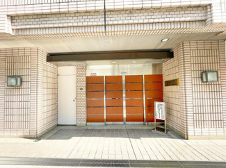【エントランス】