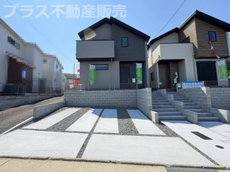 【外観】 | 現地写真。同じ物件を見るなら、プラス不動産販売にお任せ下さい。