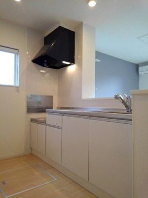 【キッチン】 | ロータス南島田Ａ | きれいなキッチンです