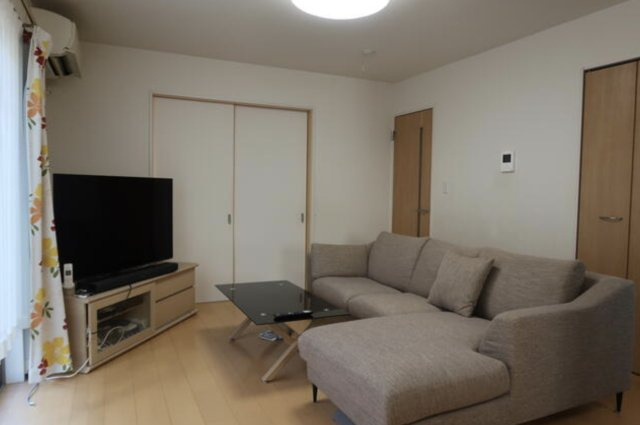 【居間・リビング】 | 熊谷市妻沼東２丁目　中古戸建