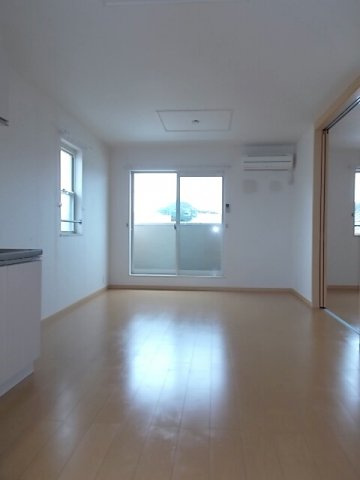 サン　セレーノの居間・リビング