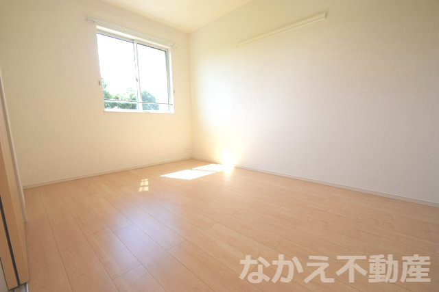 【寝室】 | 落ち着いて過ごせるお部屋なので、寝室にいかがでしょうか
