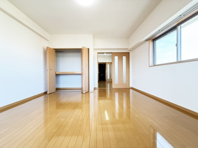 ルガーノ杉井流の居間・リビング